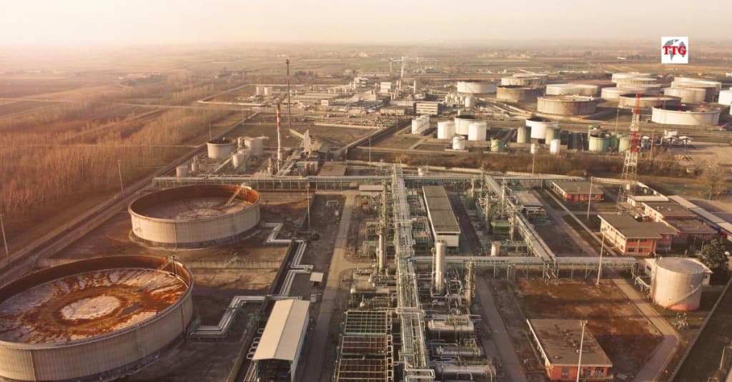 Inside the New Middle East: Energy Transitions, Megaprojects, and the Race to Diversify Before Oil Runs Out